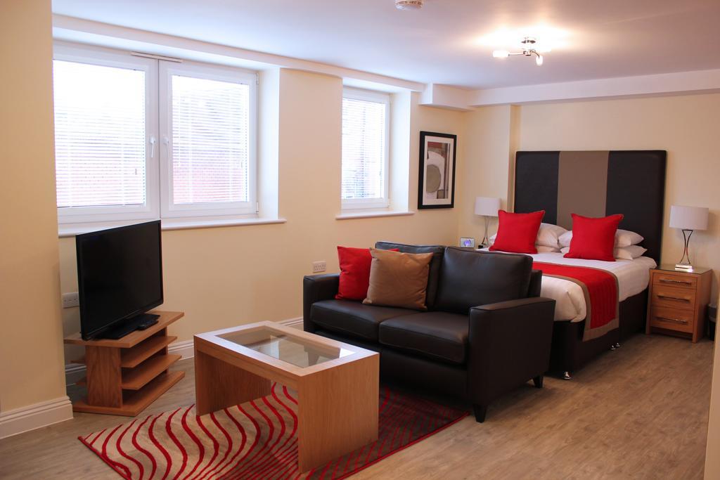 House Of Fisher - Central Point Basingstoke Extérieur photo
